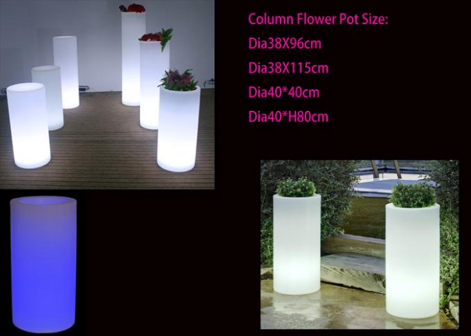 La CC principale illuminata cilindrica 5v 1a 16 dei vasi da fiori colora la colonna lunga